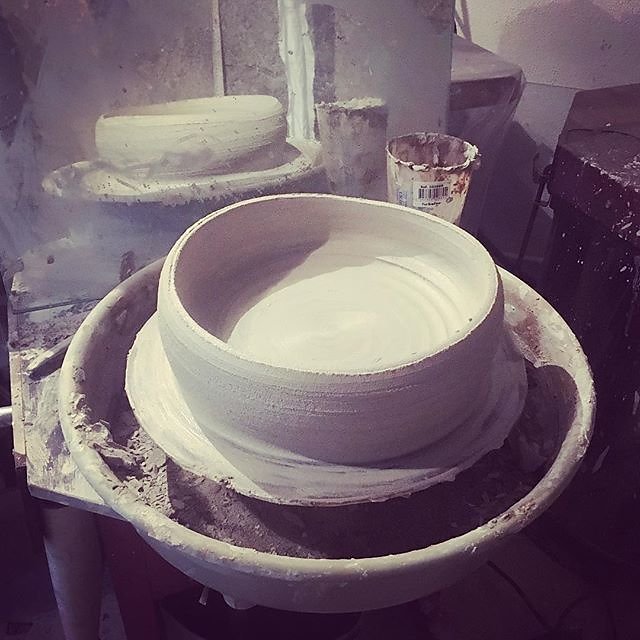 #throwinglarge #ceramics