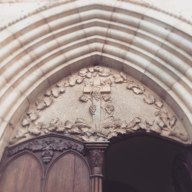 #carces #stonemasonry #church #harvest #wine #provence